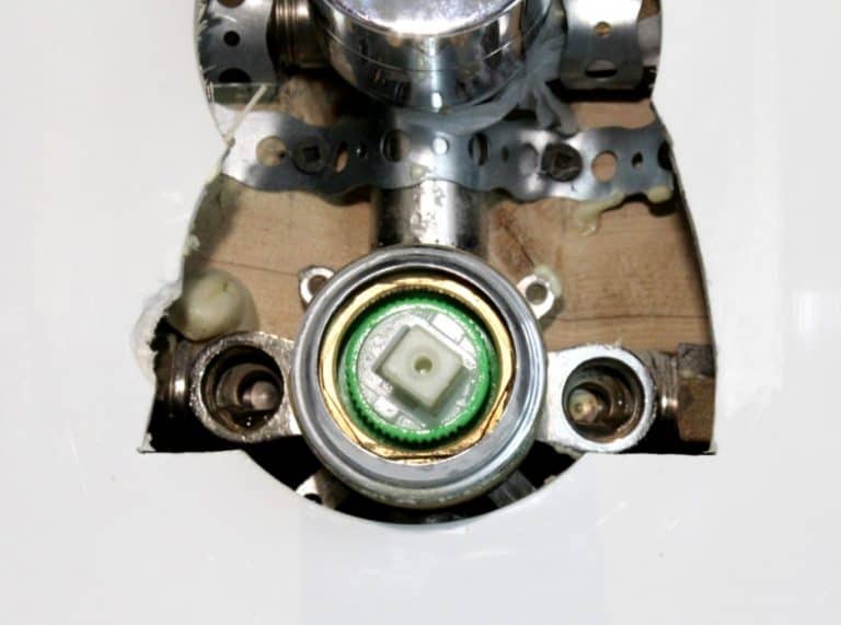 7 Ways How to Fix Water Hammer and Quiet Noisy Pipes